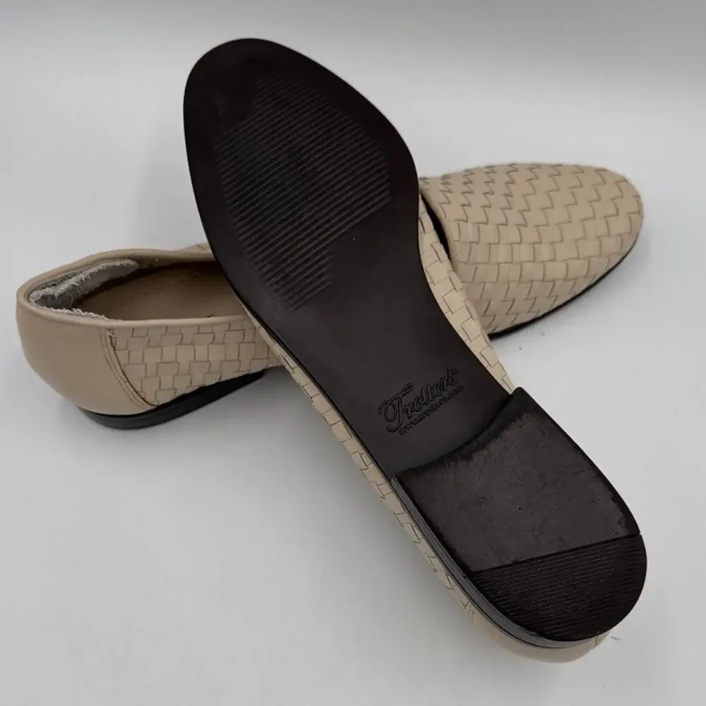 Trotters Liz Women's Size 7.5 NARROW Beige Basketweave Leather Comfort Shoe NOTE